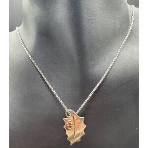 Vtg 1981 Leonore Doskow 14K Sterling Silver 925 Holly Leaf Pendant Necklace